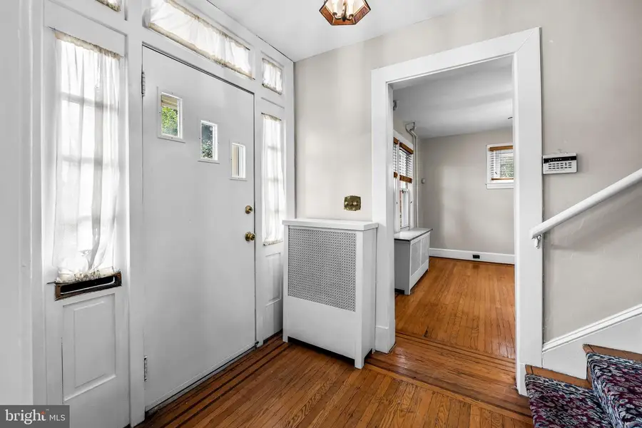 100 Clarendon Ave, Pikesville, MD 21208 - Image #3