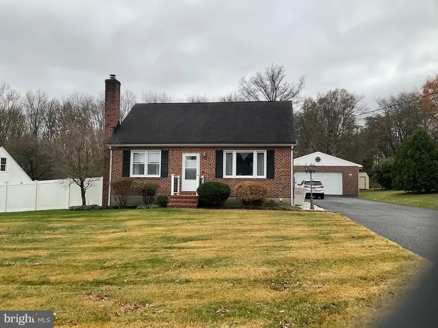 5809 Pine Hill Dr, White Marsh, MD 21162 - Image #2