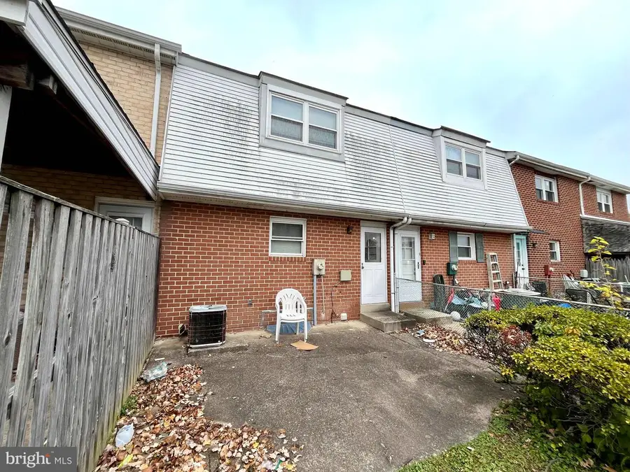 1014 Stormont Cir, Baltimore, MD 21227 - Image #3