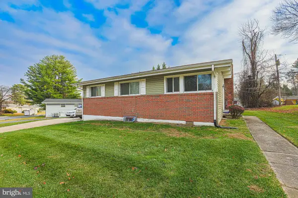 8205 Arrowhead Rd, BALTIMORE, MD 21208