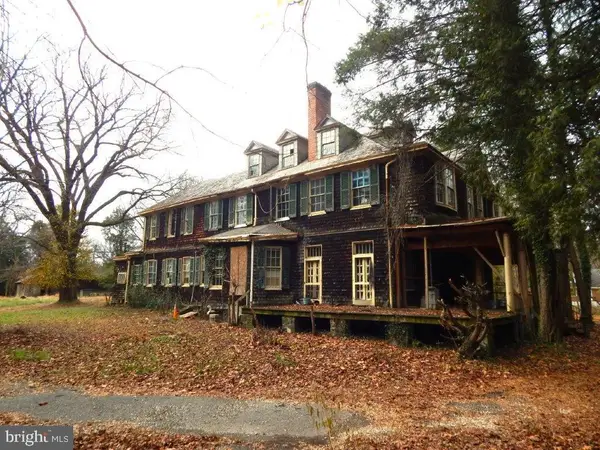 605 Upland Rd, PIKESVILLE, MD 21208