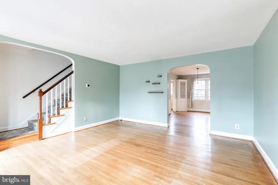 122 Regester Ave, Baltimore, MD 21212 - Image #2