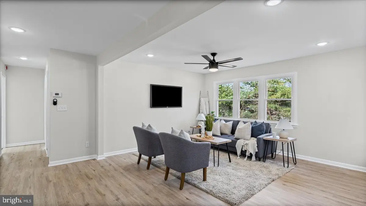 8322 Lages Ln, Baltimore, MD 21244 - Image #1