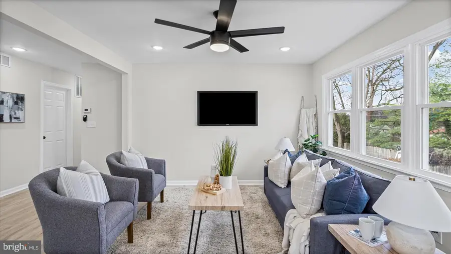 8322 Lages Ln, Baltimore, MD 21244 - Image #3