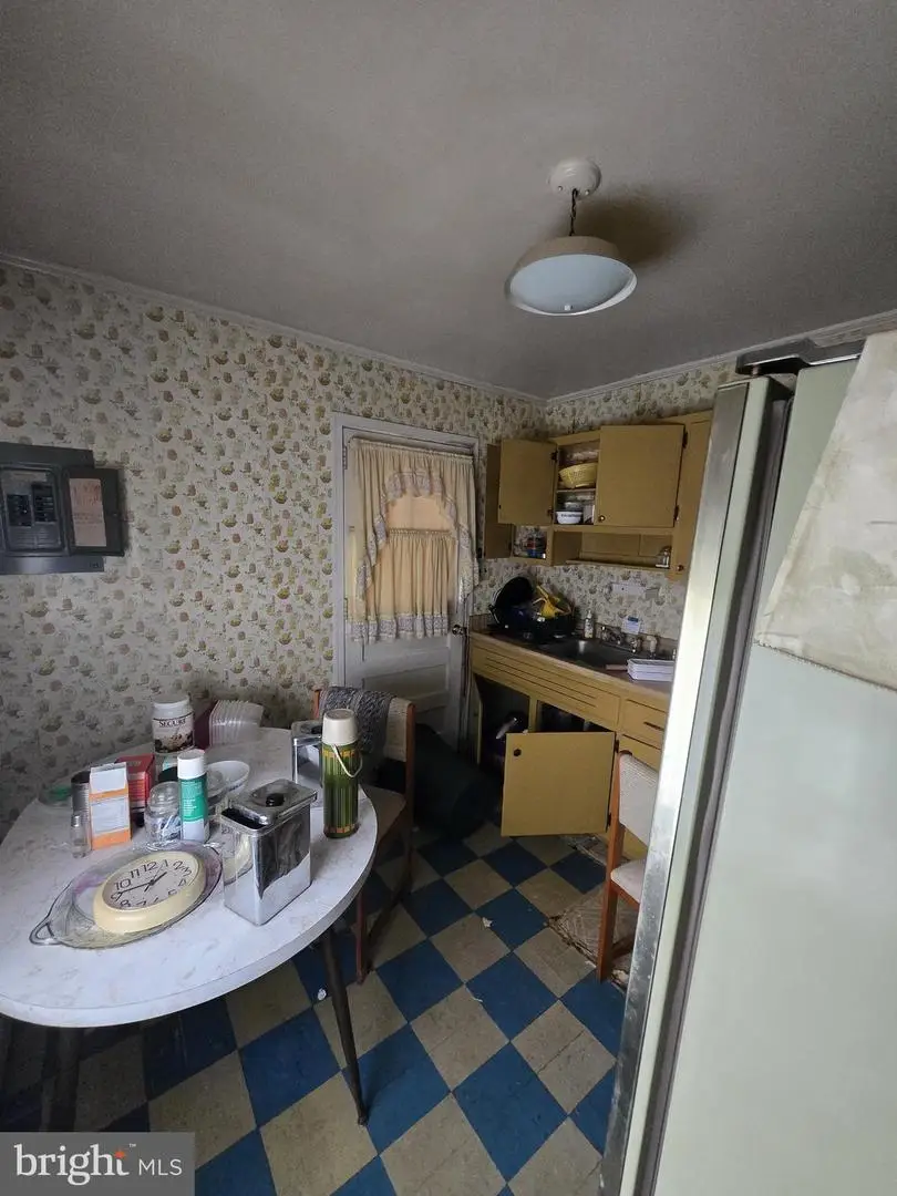 3506 Cornwall Ct, Baltimore, MD 21222 - Image #2