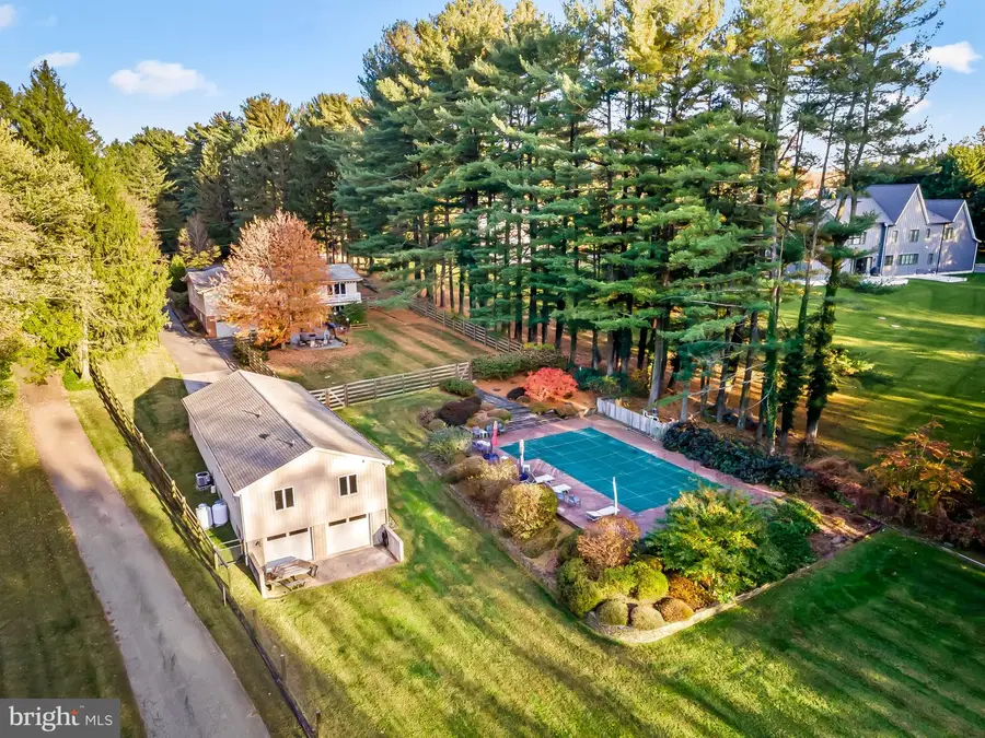 11812 Meylston Dr, Lutherville Timonium, MD 21093 - Image #2