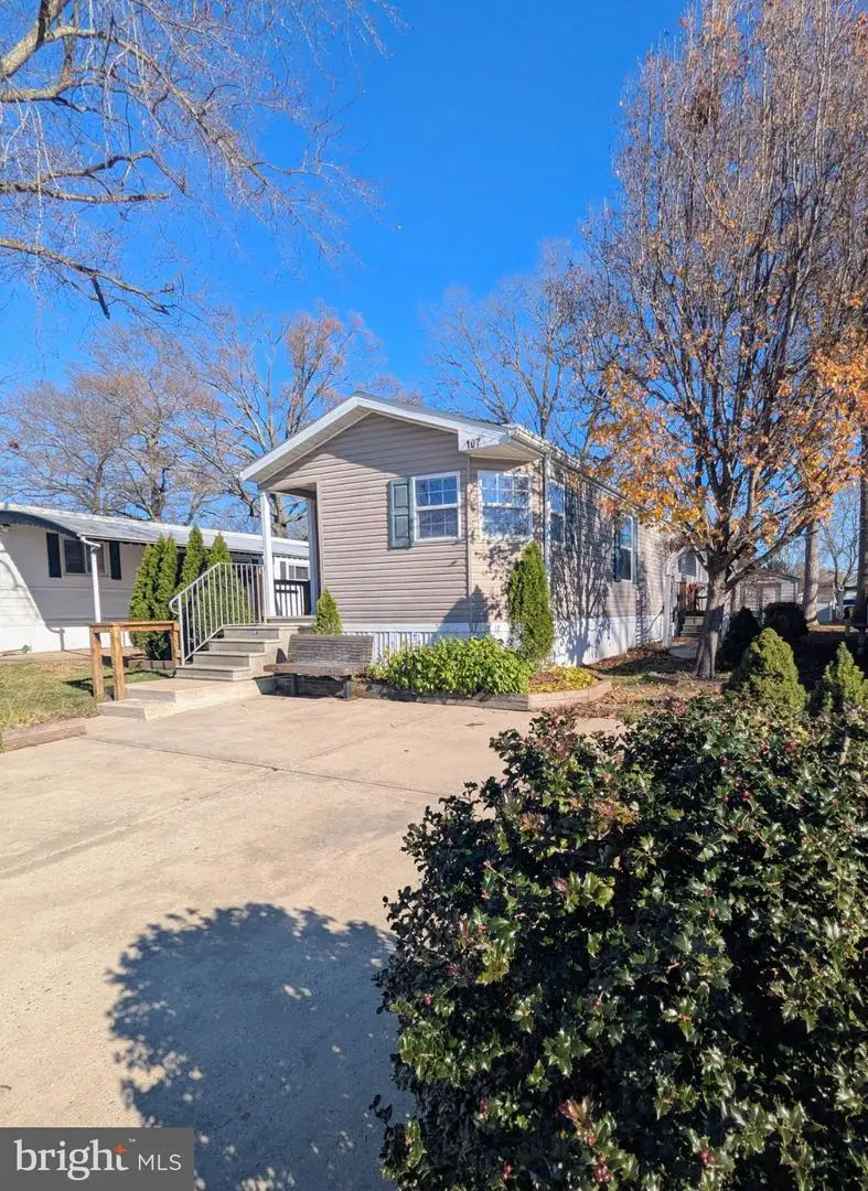 107 Trailway Rd, Middle River, MD 21220 - Image #2