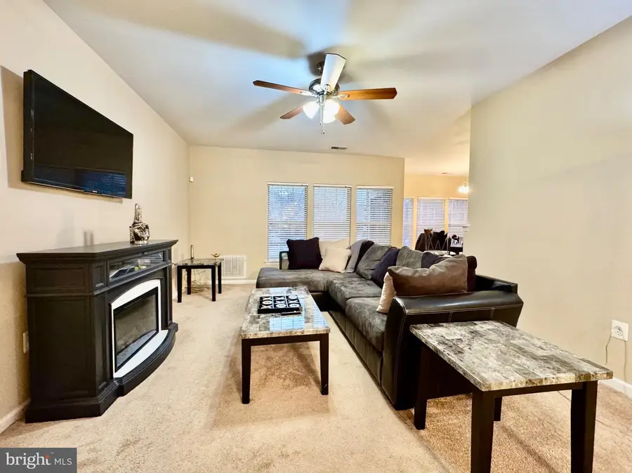 9716 Ashlyn Cir #9716, Owings Mills, MD 21117 - Image #3