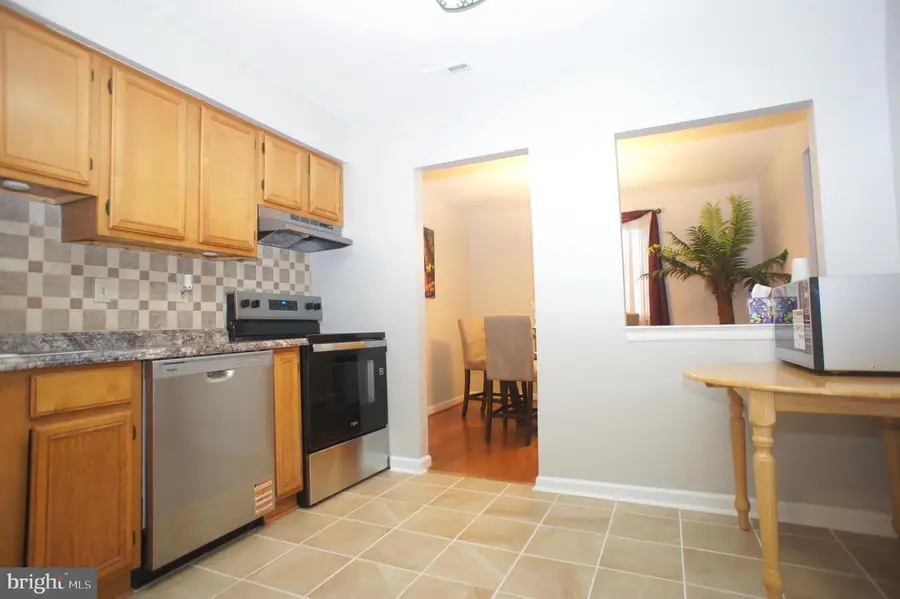 1100 Lisadale Cir #1a, Baltimore, MD 21228 - Image #3