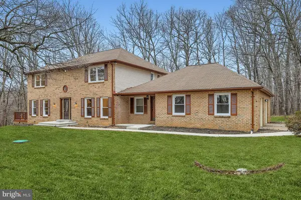 2 Houndstooth Ct, OWINGS MILLS, MD 21117