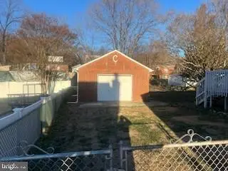 7404 Poplar Ave, Baltimore, MD 21224 - Image #2