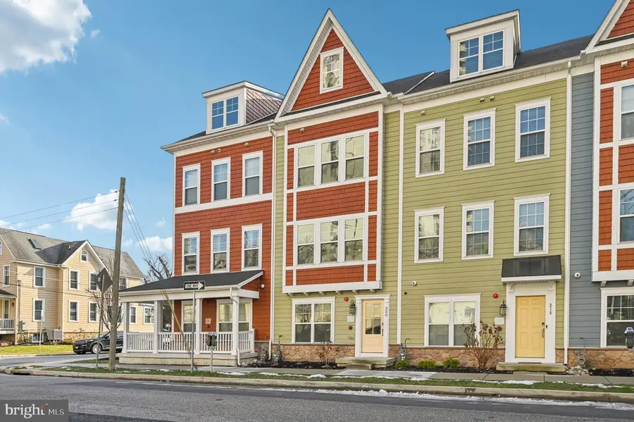 220 E Pennsylvania Ave, Towson, MD 21286 - Image #2