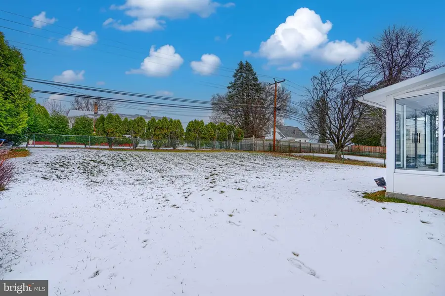 6112 Chesworth Rd, Baltimore, MD 21228 - Image #3