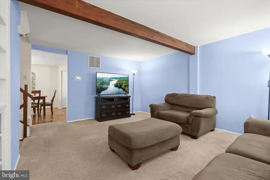 26 Bonbon Ct, Reisterstown, MD 21136 - #3