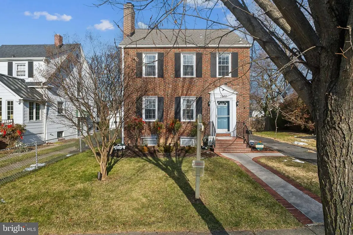 2620 Hillcrest Ave, Parkville, MD 21234 - Image #1