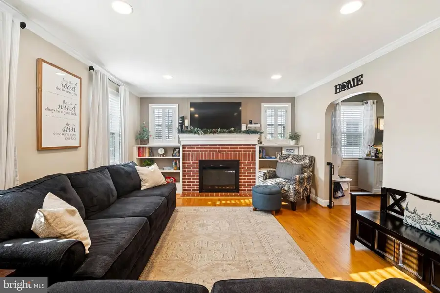 2620 Hillcrest Ave, Parkville, MD 21234 - Image #3