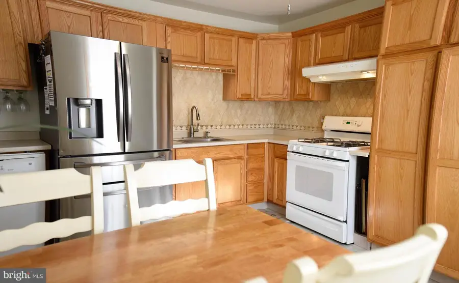 341 Walgrove Rd, Reisterstown, MD 21136 - #2