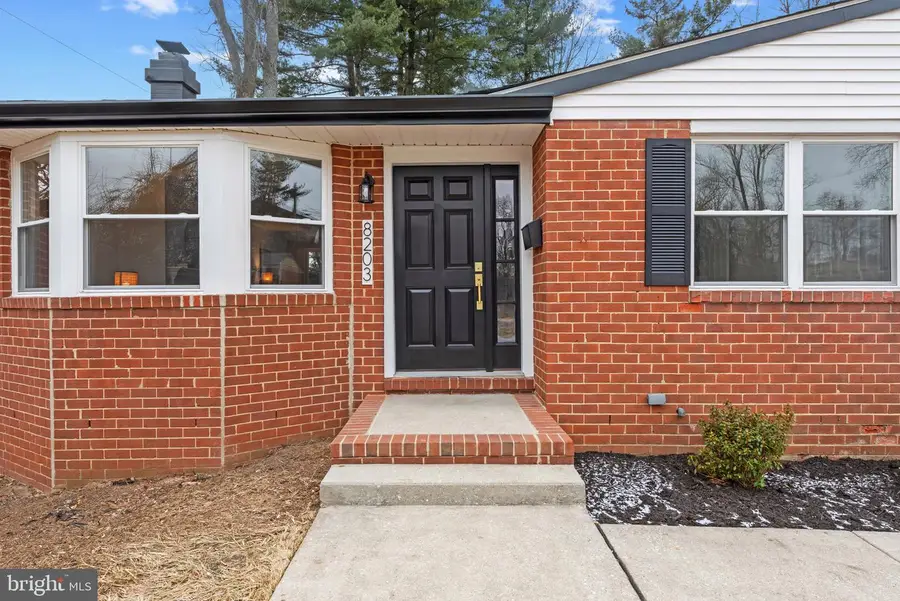 8203 Andes Ct, Baltimore, MD 21208 - Image #2