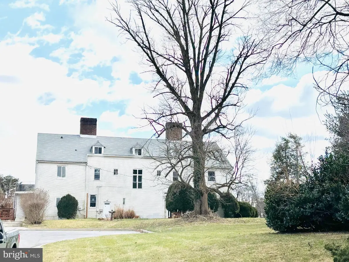 1 Belle Ct, Pikesville, MD 21208 - Image #1