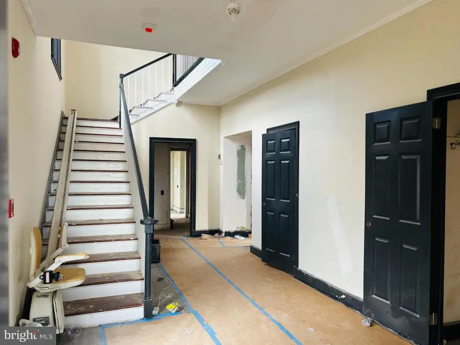 1 Belle Ct, Pikesville, MD 21208 - Image #3