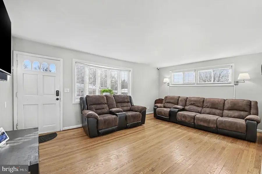 8806 Lakewood, Parkville, MD 21234 - Image #3