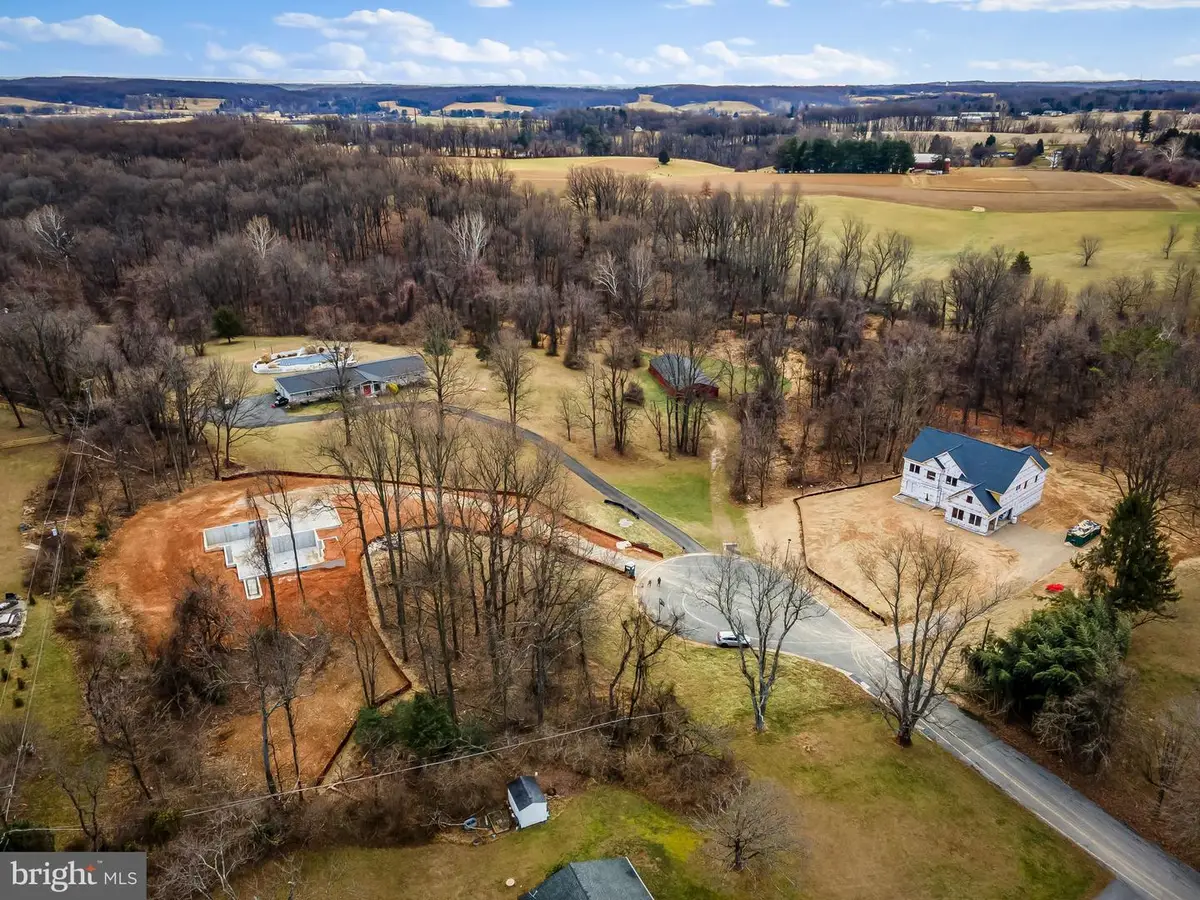 13519 Devonfield Dr, Baldwin, MD 21013 - #1