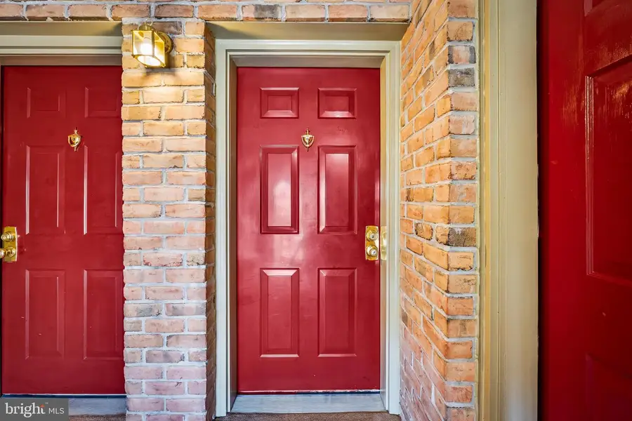 12 Cloverwood Ct #302, Baltimore, MD 21221 - #3