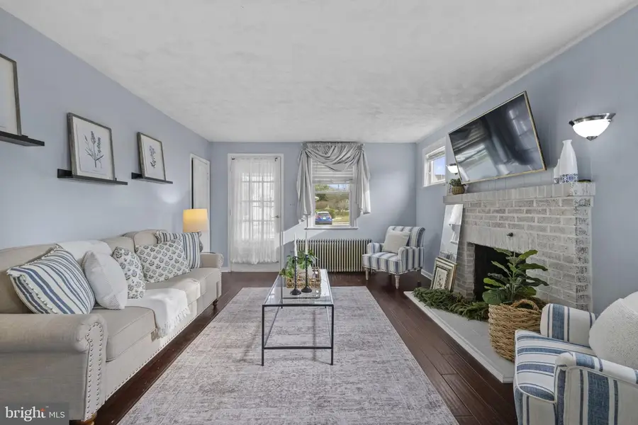 608 Meyers Dr, Baltimore, MD 21228 - #3