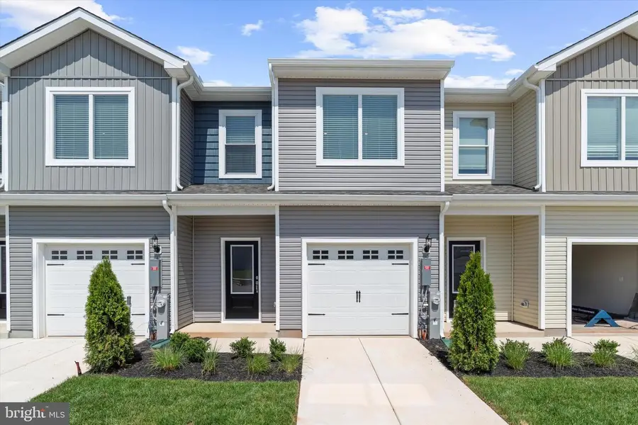 8143 Bartholomew Ct, Baltimore, MD 21206 - #3