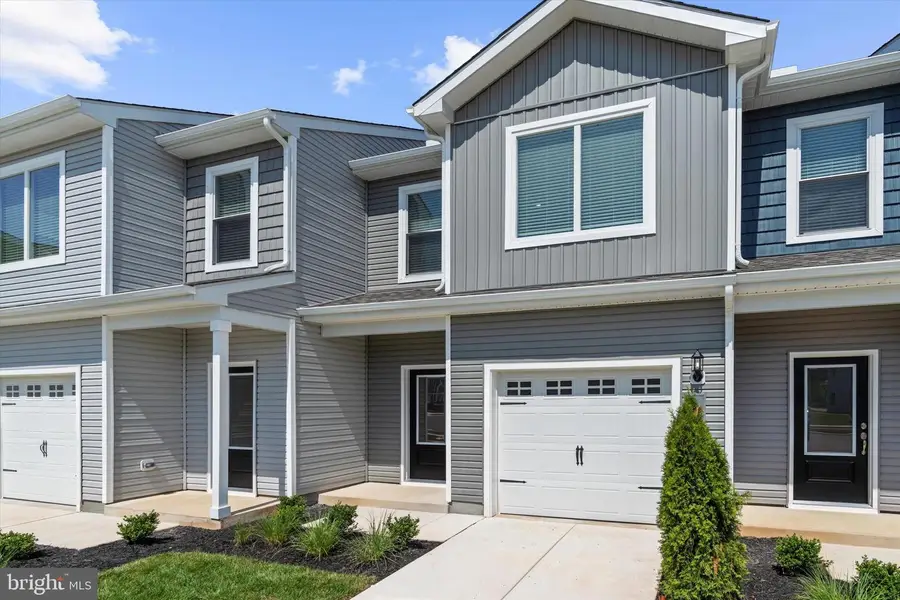 8141 Bartholomew Ct, Baltimore, MD 21206 - #2