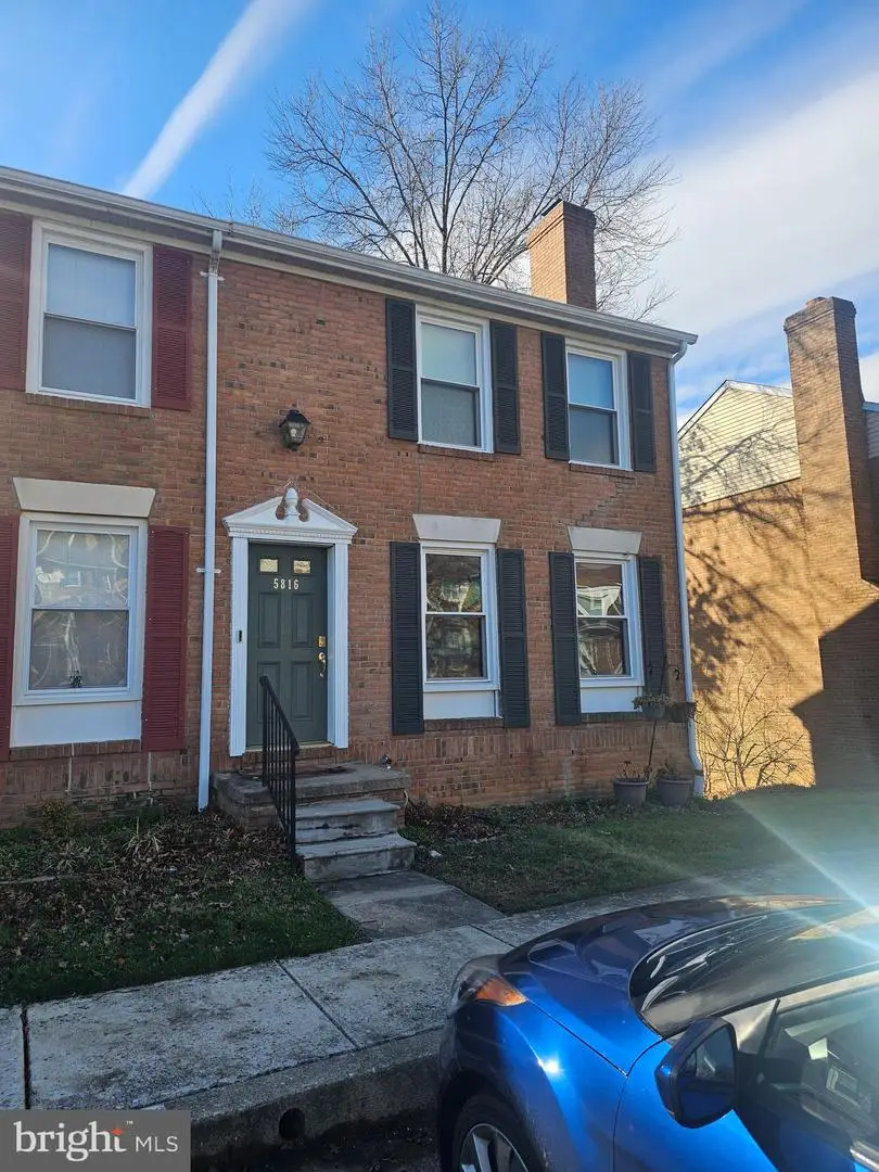 5816 Richardson Mews Sq, Baltimore, MD 21227 - Image #2