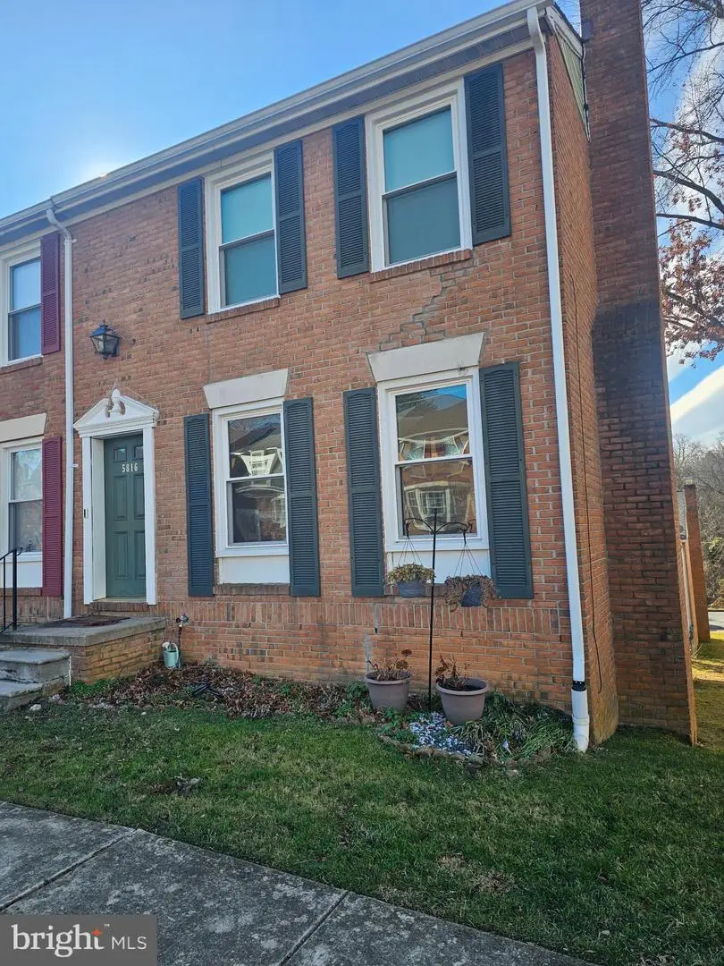 5816 Richardson Mews Sq, Baltimore, MD 21227 - Image #3