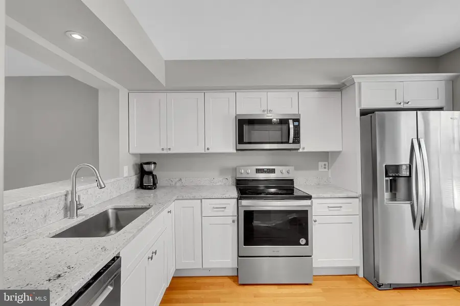 1923 Newhaven Dr, Essex, MD 21221 - Image #3