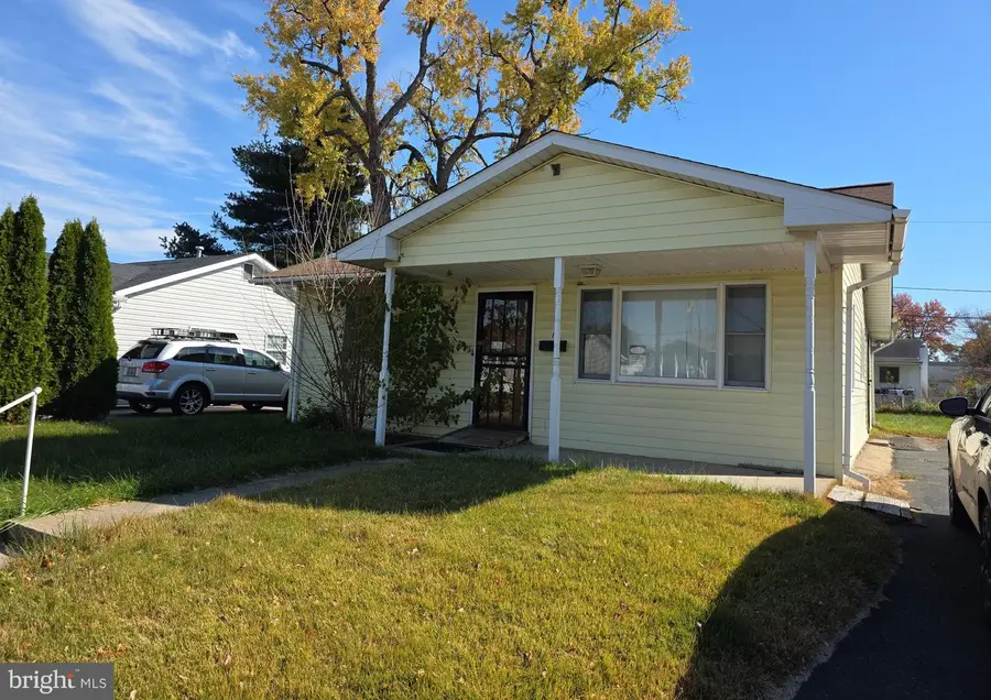 17 Propeller Dr, Baltimore, MD 21220 - Image #3