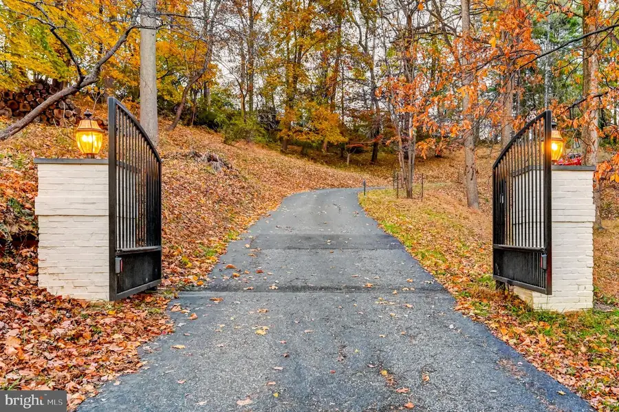 11129 Falls Rd, Lutherville Timonium, MD 21093 - #2