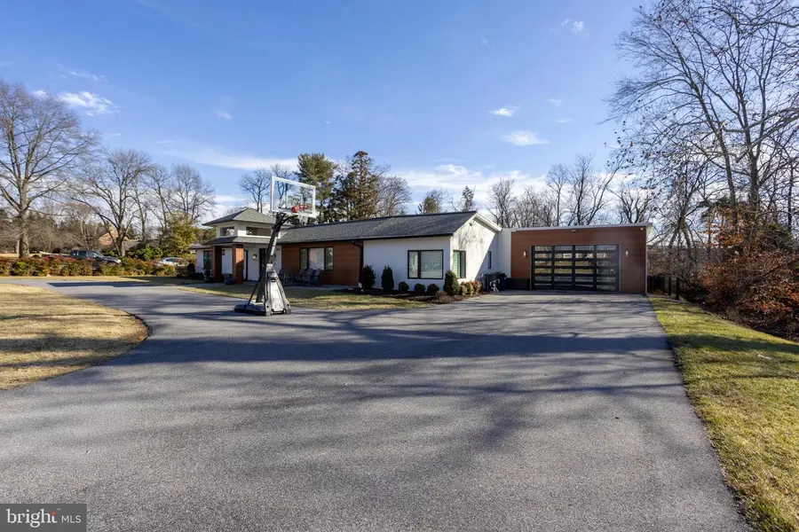 3525 Barton Oaks Rd, Pikesville, MD 21208 - Image #2