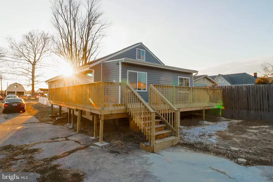 315 Riverside Dr, Baltimore, MD 21221 - Image #2