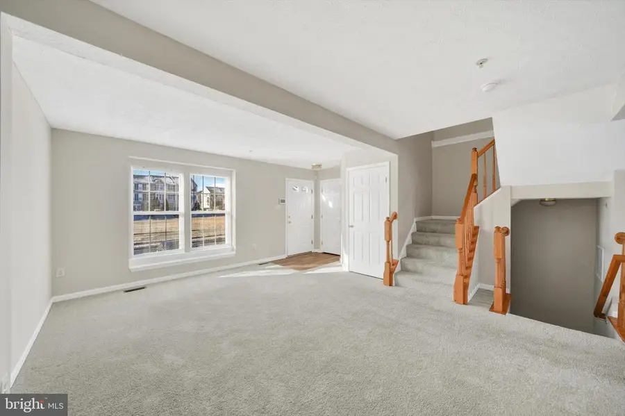 5032 Finsbury Rd, Rosedale, MD 21237 - Image #3