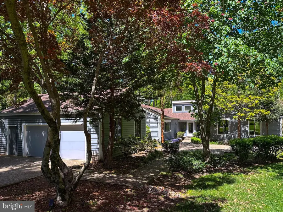 4004 Holly Knoll Dr, Glen Arm, MD 21057 - Image #3