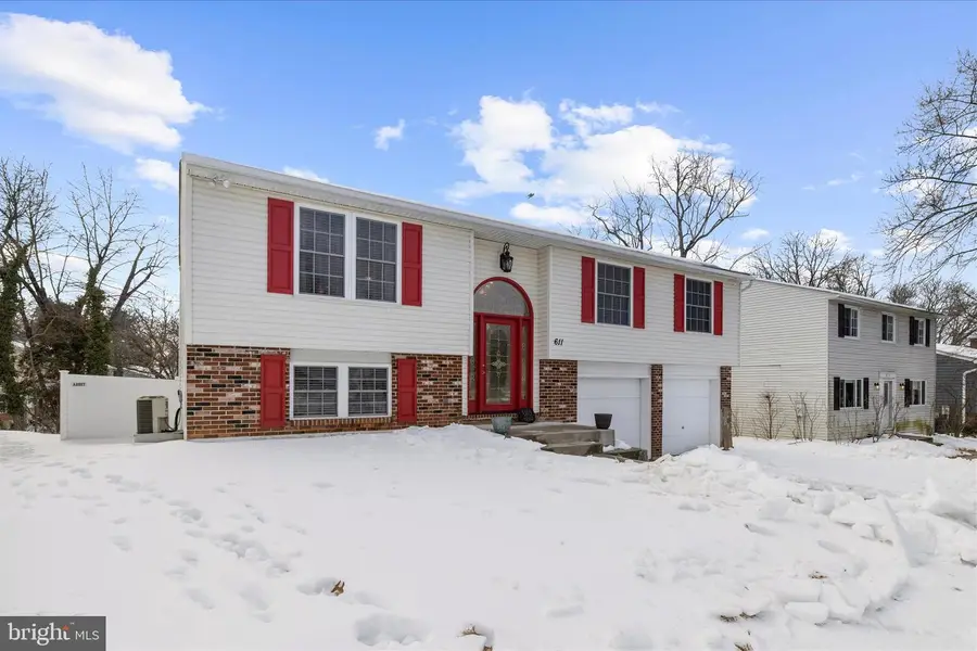 611 Bond Ave, Reisterstown, MD 21136 - #3