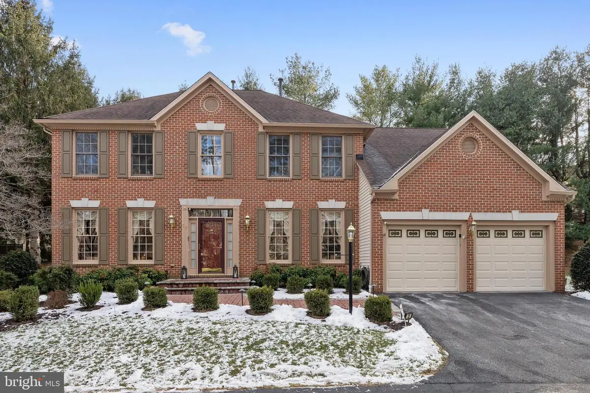 15 Castlewall Ct, Lutherville Timonium, MD 21093 - Image #1
