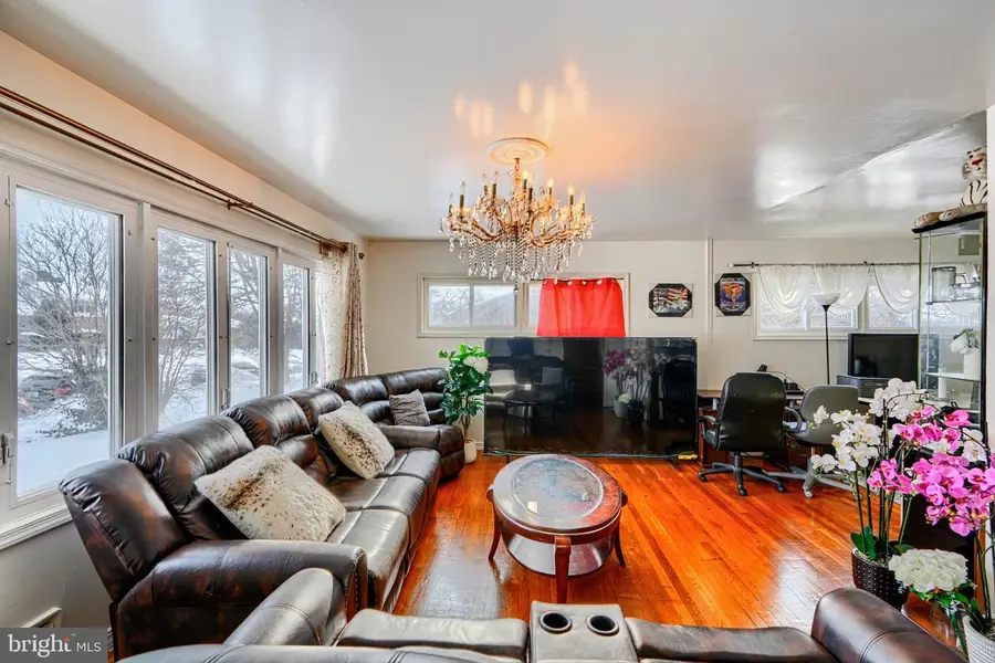 1008 Collwood Rd, Catonsville, MD 21228 - #3