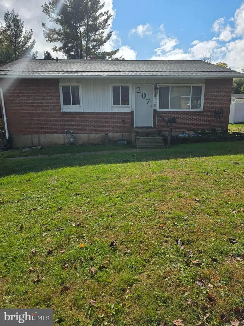 207 Conewood Ave, Reisterstown, MD 21136 - #1