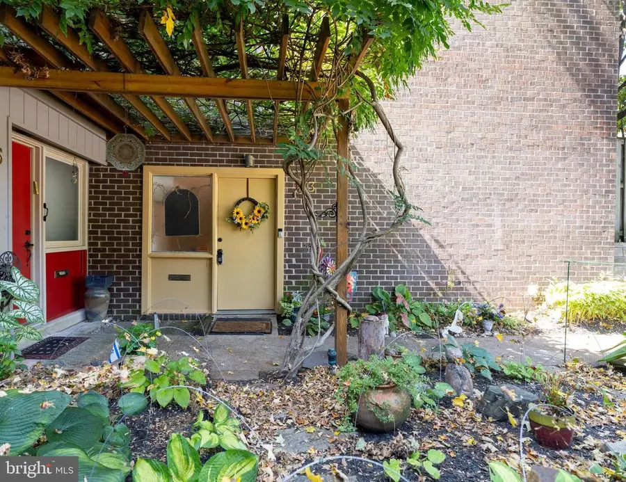 23 Penny Ln #23, Baltimore, MD 21209 - Image #2