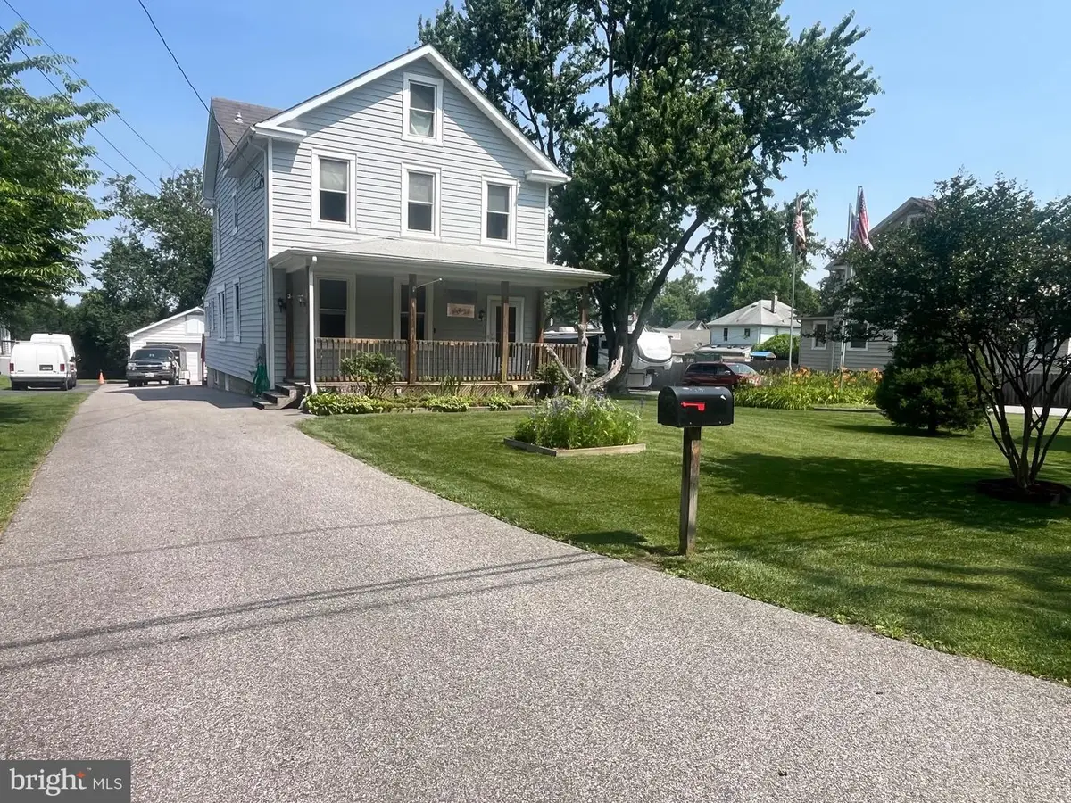 4624 Magnolia Ave, Halethorpe, MD 21227 - Image #1