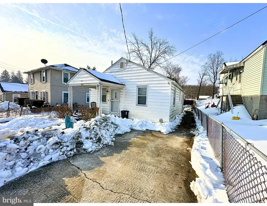 5533 Clifton Ave, Gwynn Oak, MD 21207 - #2