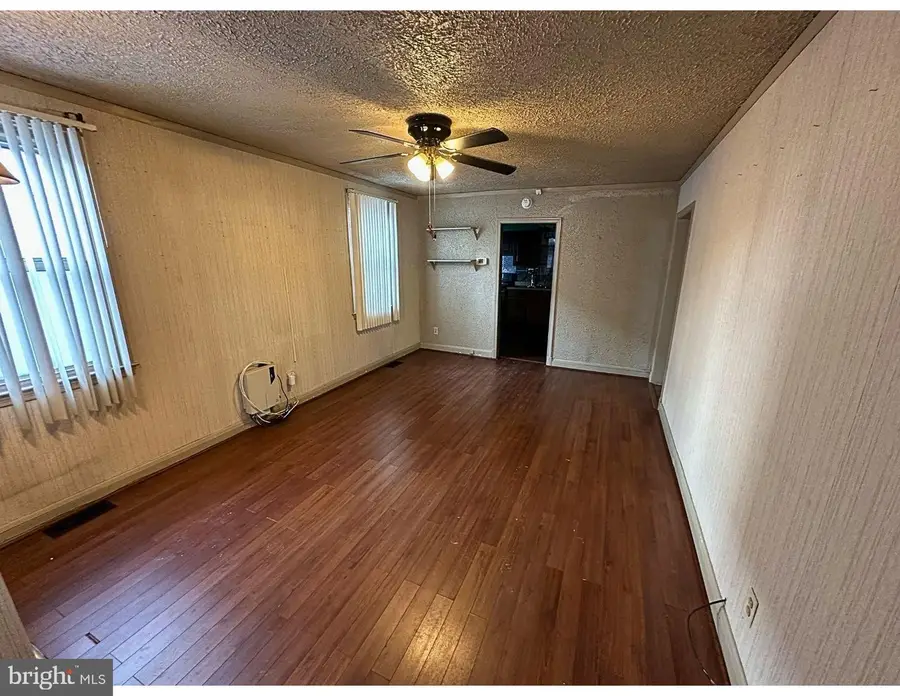 5533 Clifton Ave, Gwynn Oak, MD 21207 - #3