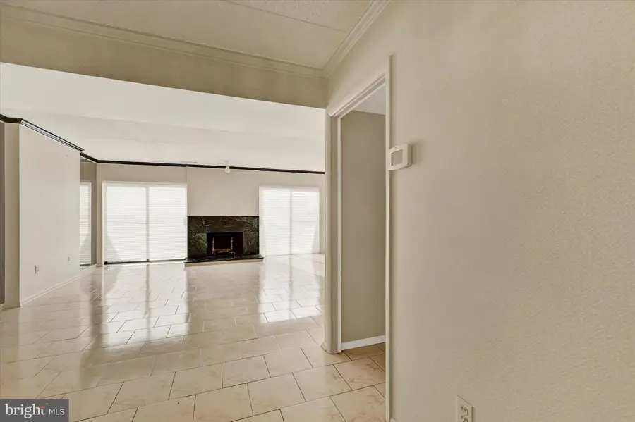 25 Tanner Ct #h, Baltimore, MD 21208 - #2