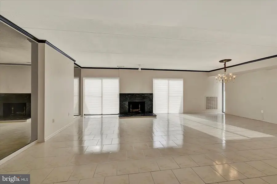 25 Tanner Ct #h, Baltimore, MD 21208 - #3