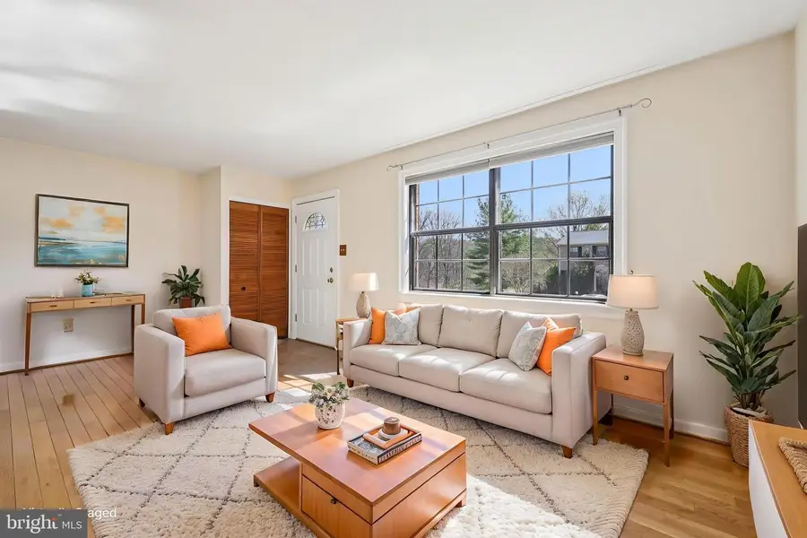 4 Kimball Ridge Ct, Baltimore, MD 21228 - #3